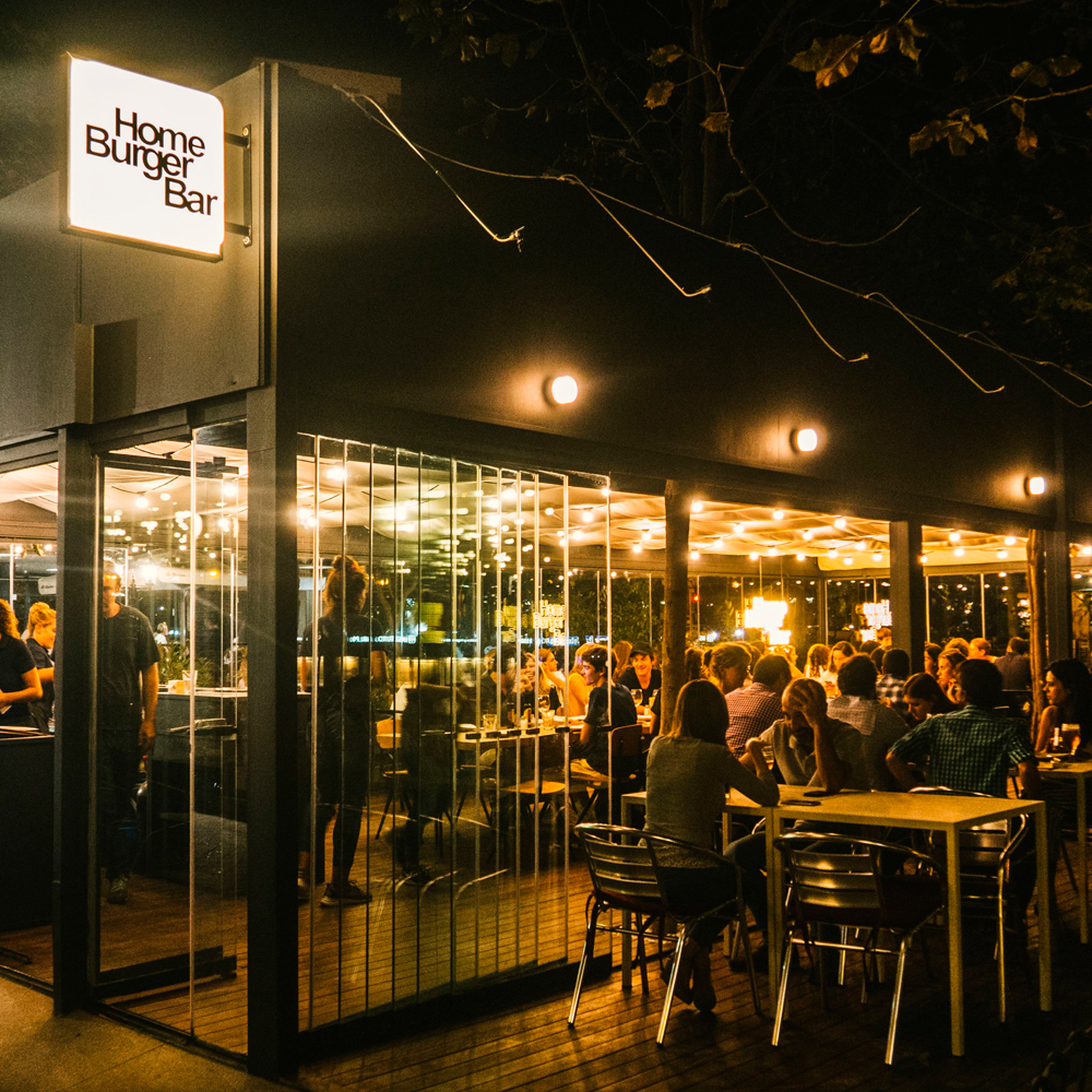 ¡Abrimos las ventanas y nuestro restaurante se abre al parque Berlín!