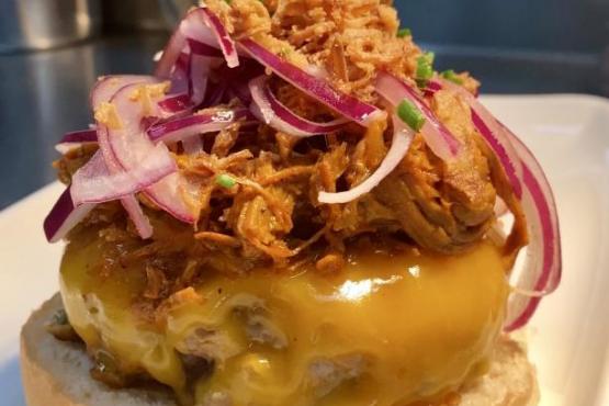 https://www.homeburgerbar.com/Cochinita%20Pibil%20Burger